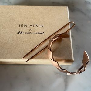 Jen Atkin x Chloe + Isabel bun cuff